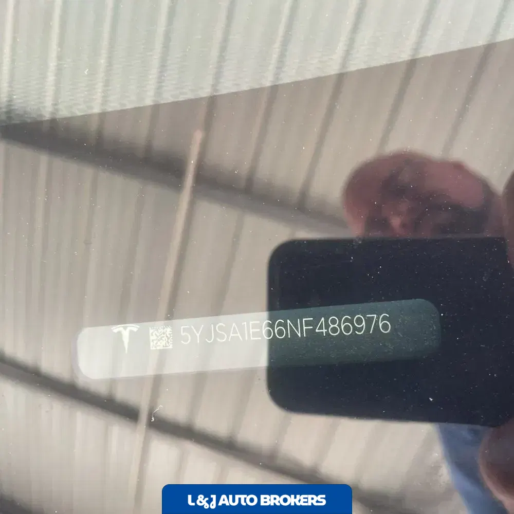 2022 Tesla Model S Plaid