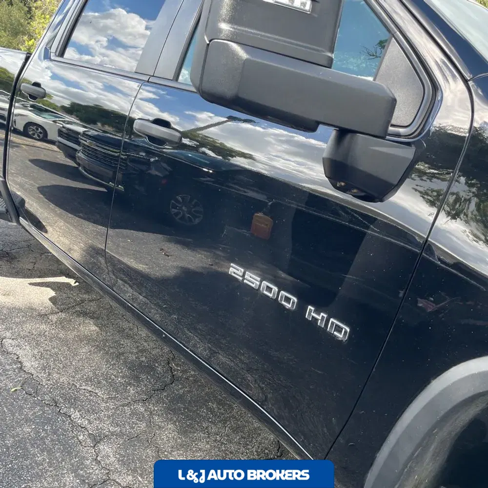 2024 Chevrolet Silverado 2500HD Custom