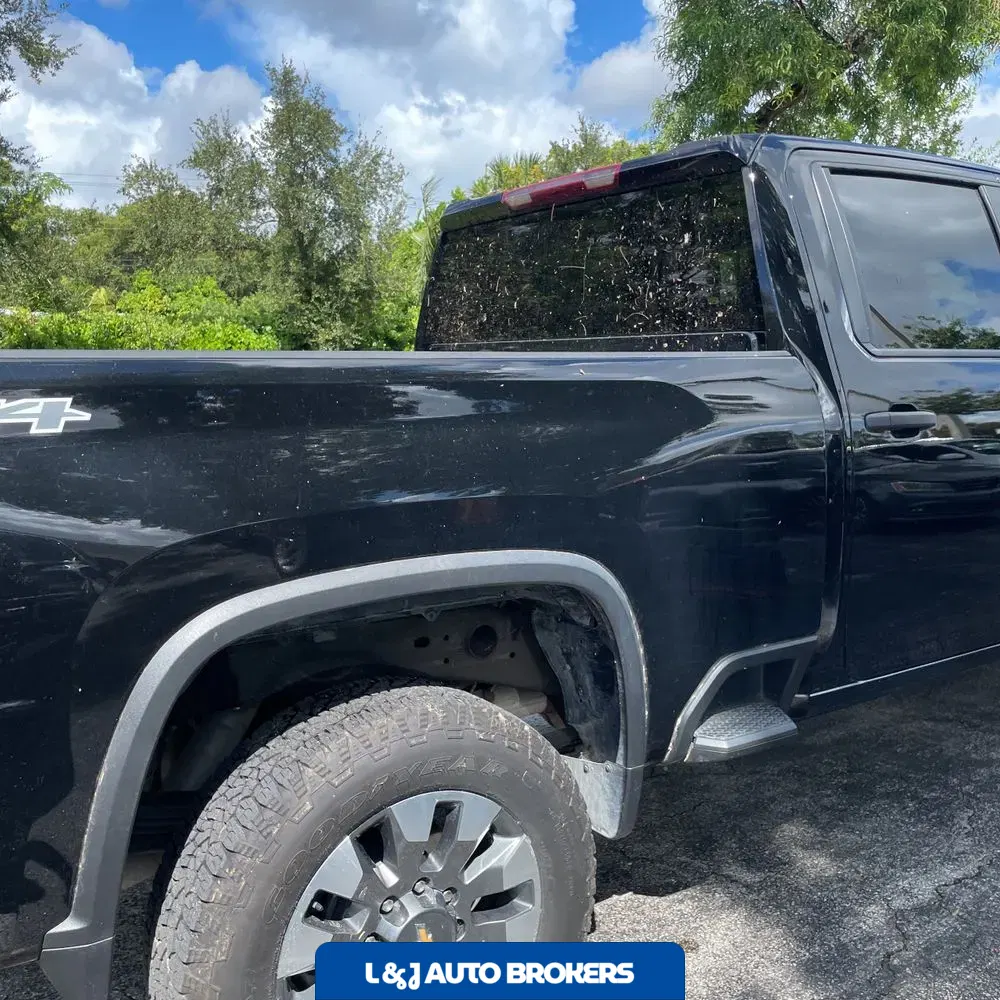 2024 Chevrolet Silverado 2500HD Custom