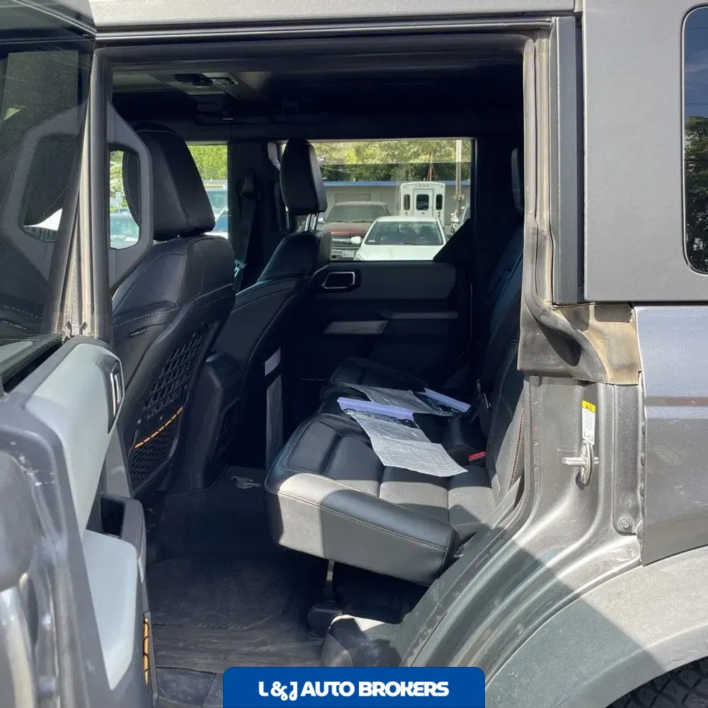 2022 Ford Bronco Badlands Advanced