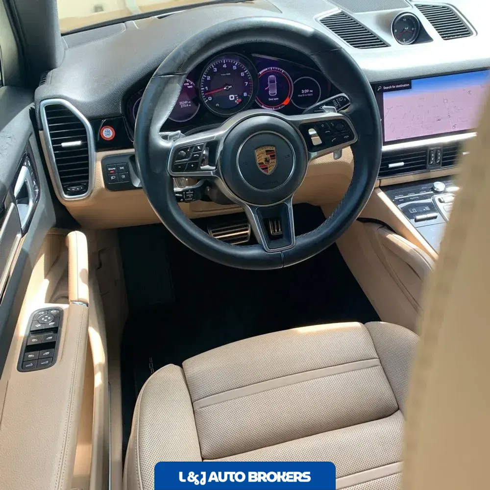 2022 Porsche Cayenne S Platinum Edition