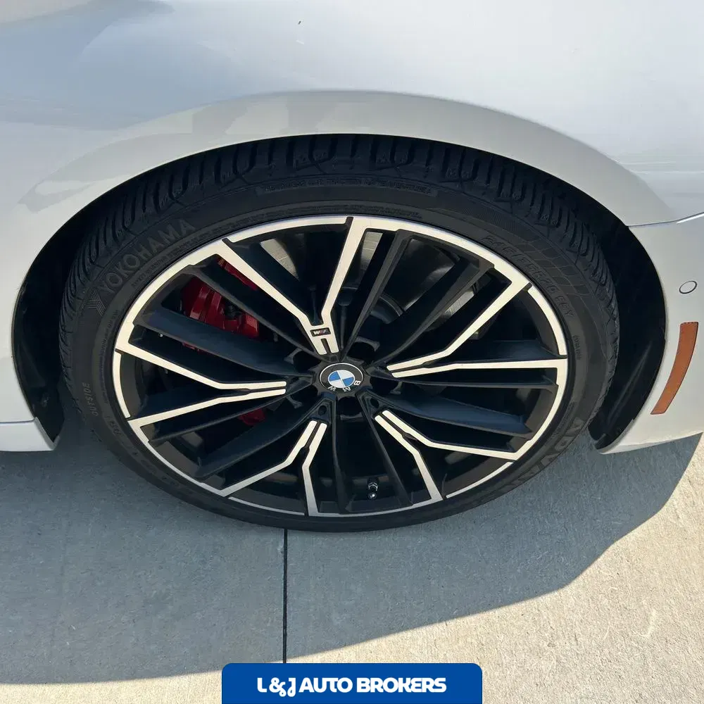 2021 BMW 5-Series M550xi