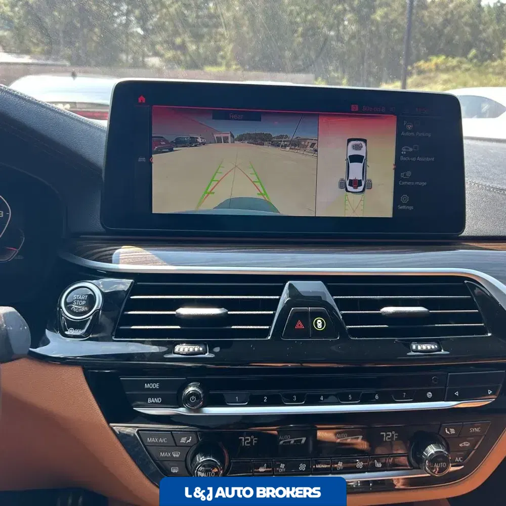 2021 BMW 5-Series M550xi