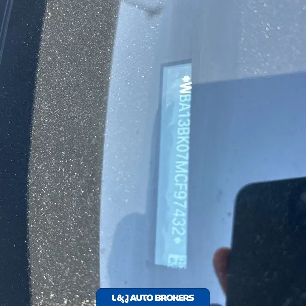 2021 BMW 5-Series M550xi