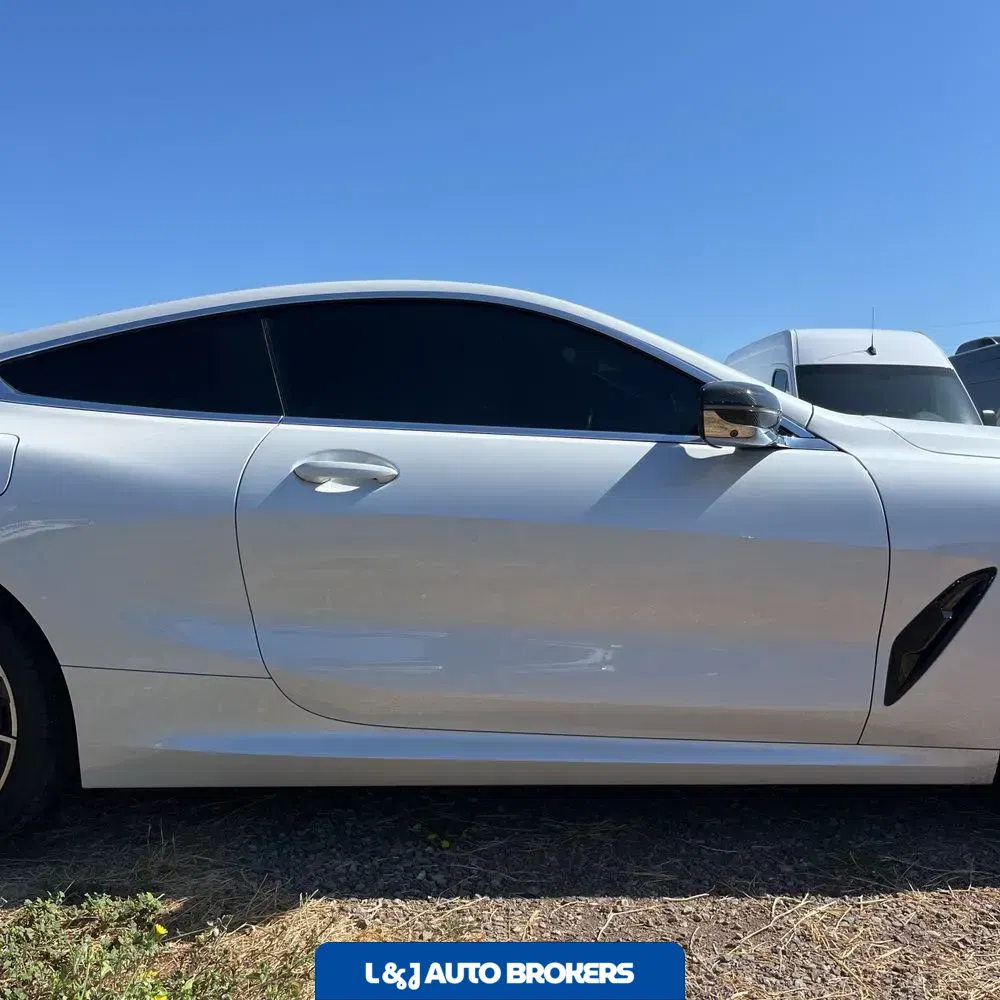 2023 BMW 8-Series M850xi