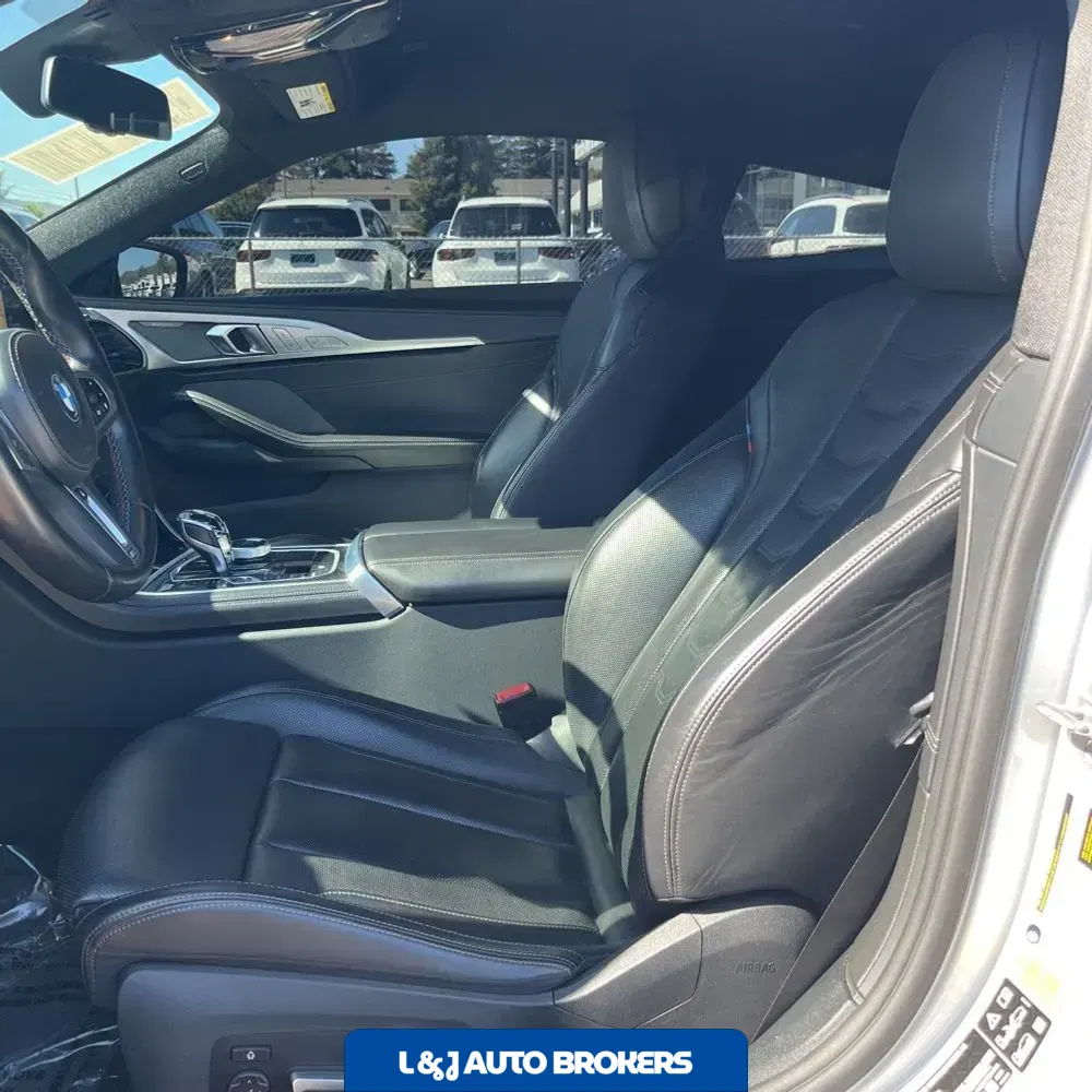 2023 BMW 8-Series M850xi