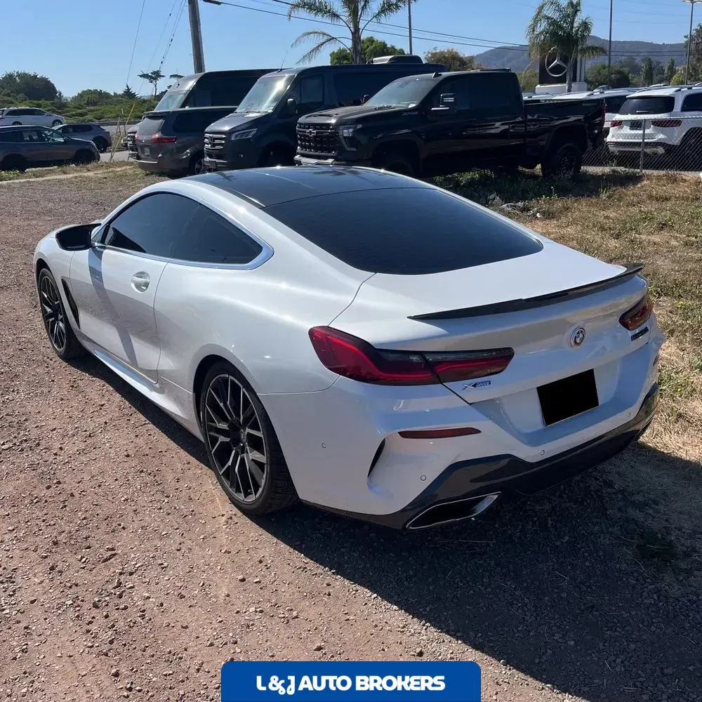 2023 BMW 8-Series M850xi