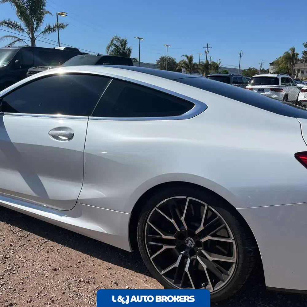 2023 BMW 8-Series M850xi