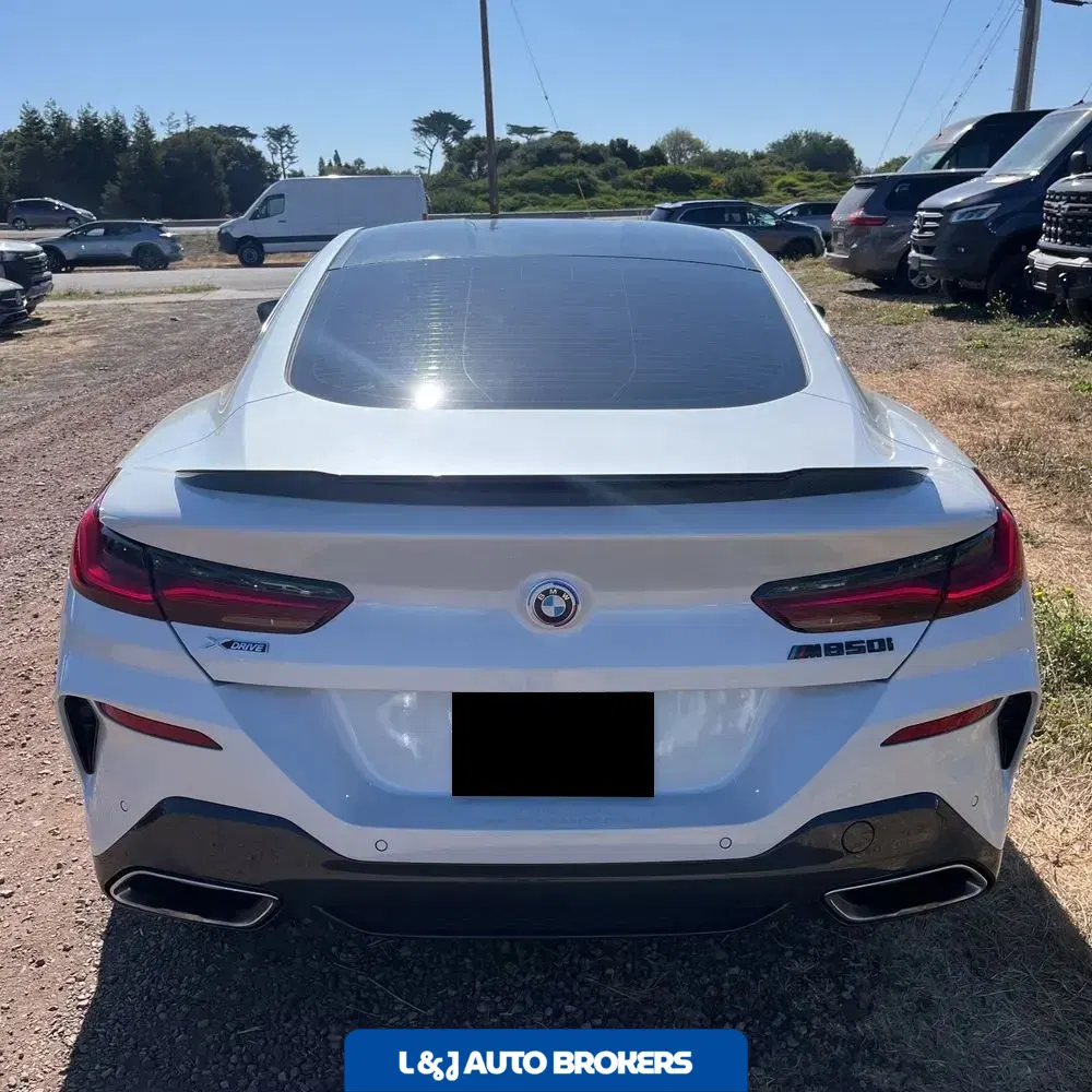 2023 BMW 8-Series M850xi