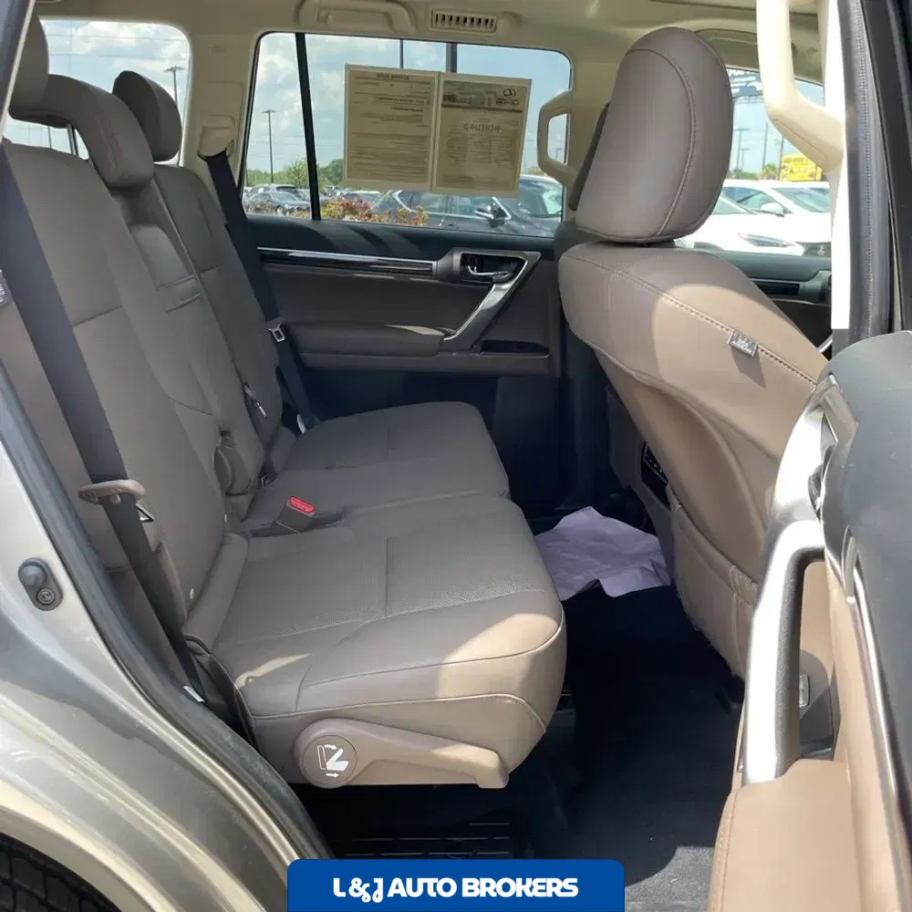 2023 Lexus GX 460 Base