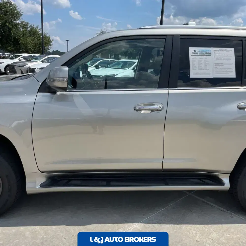 2023 Lexus GX 460 Base