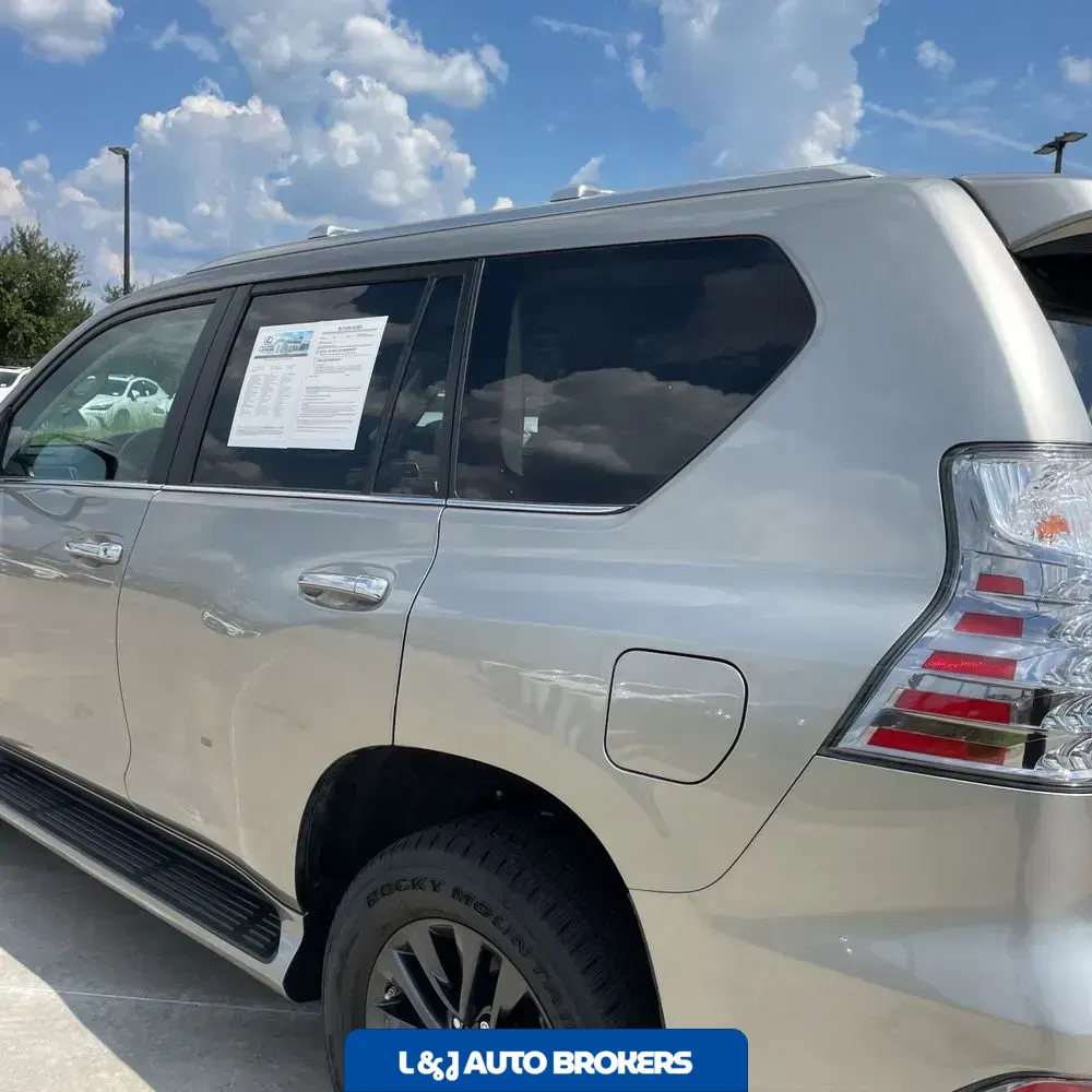 2023 Lexus GX 460 Base