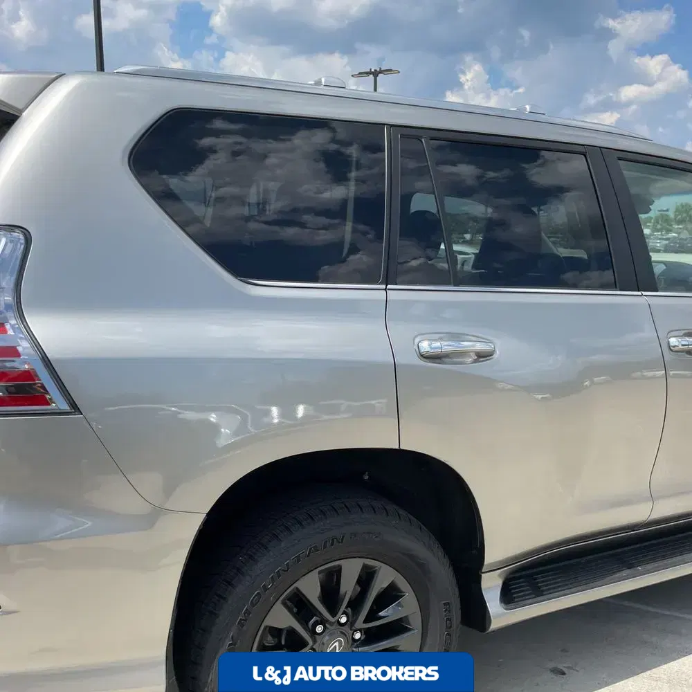 2023 Lexus GX 460 Base