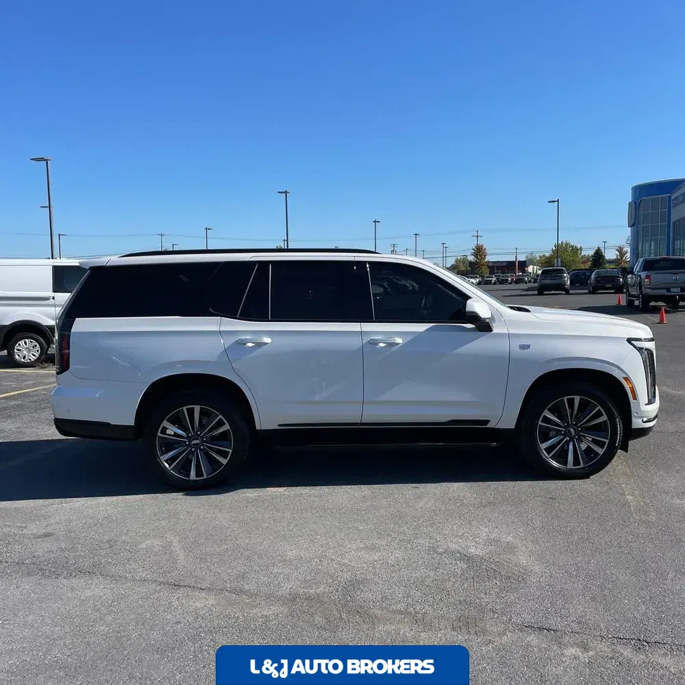 2025 Cadillac Escalade Sport