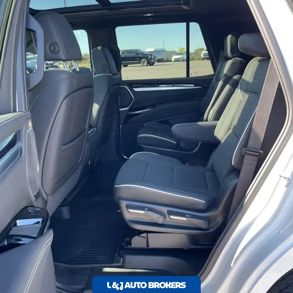 2025 Cadillac Escalade Sport