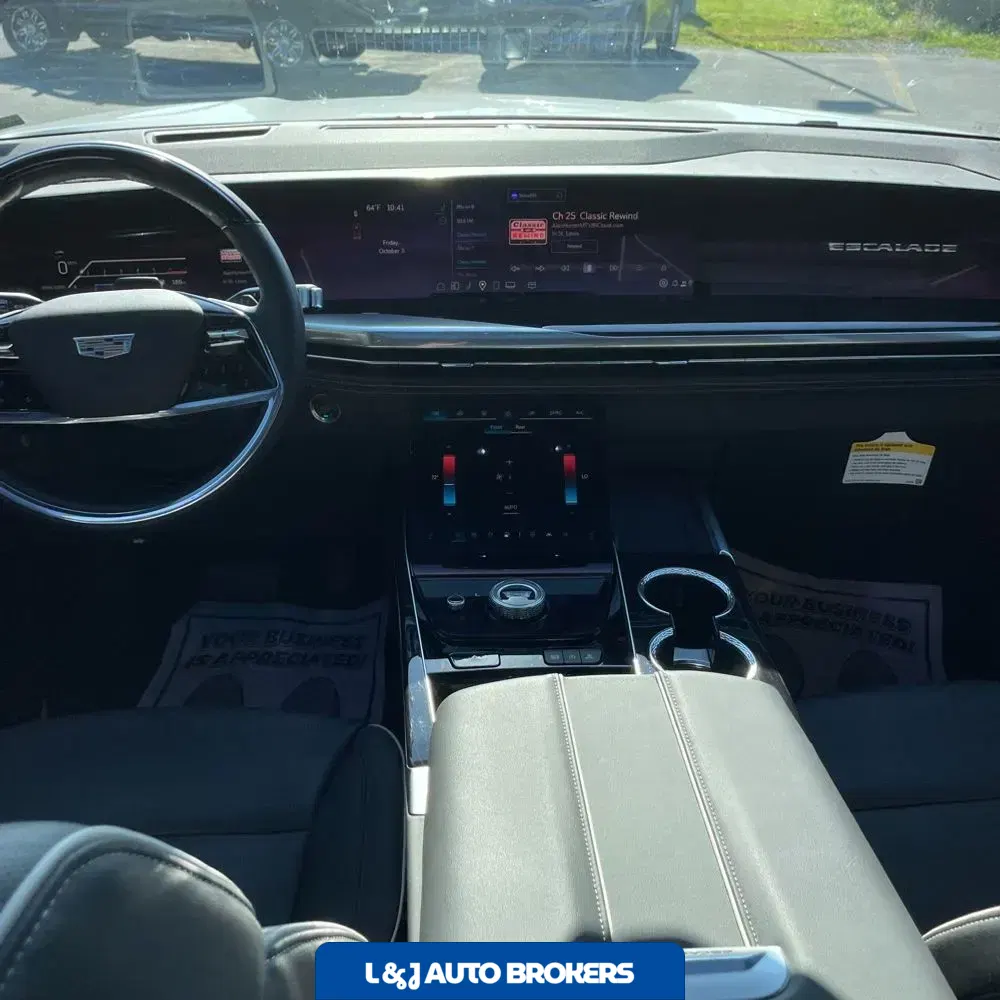 2025 Cadillac Escalade Sport