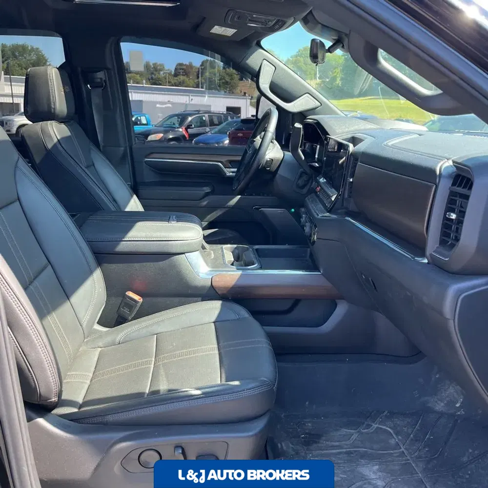 2024 Chevrolet Silverado 3500HD High Country