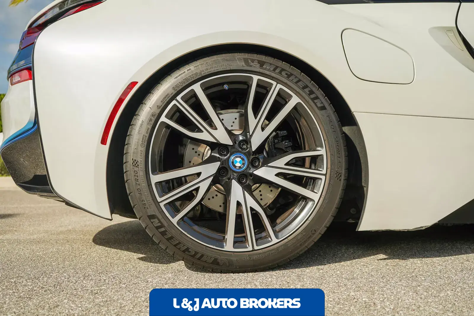 2015 BMW I8