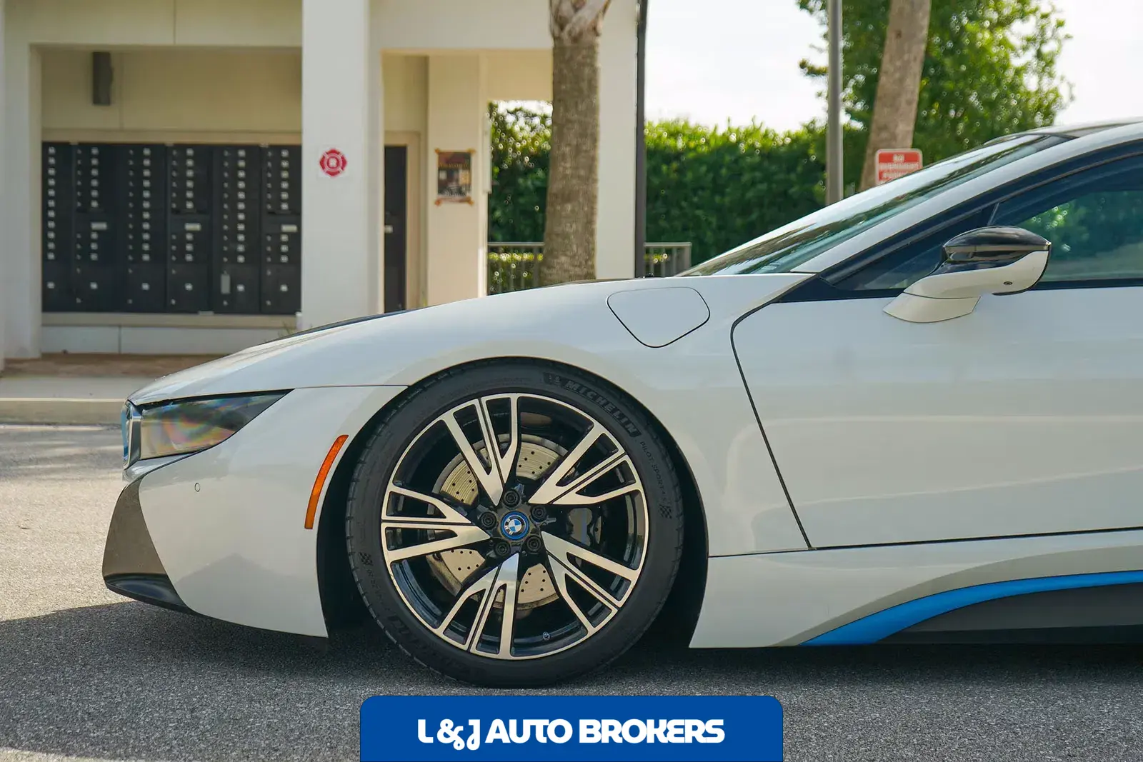2015 BMW I8