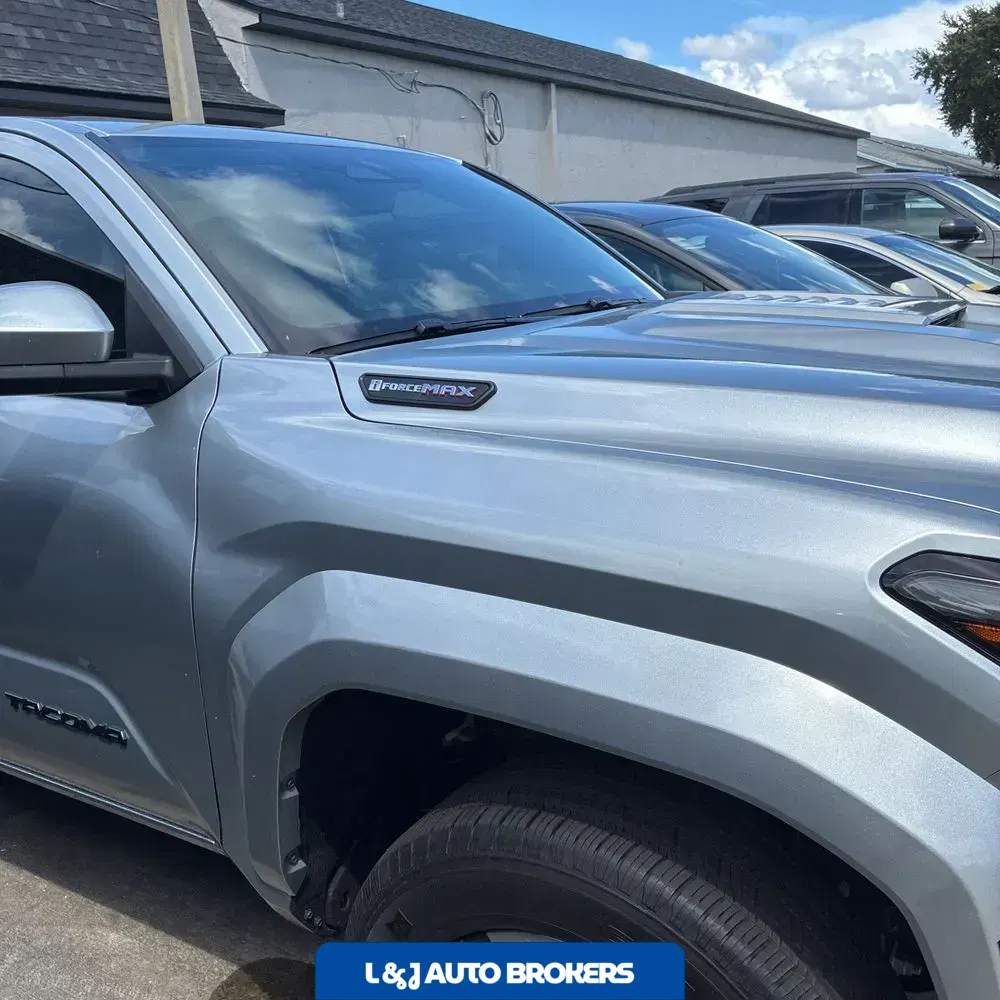 2025 Toyota Tacoma TRD Sport HV