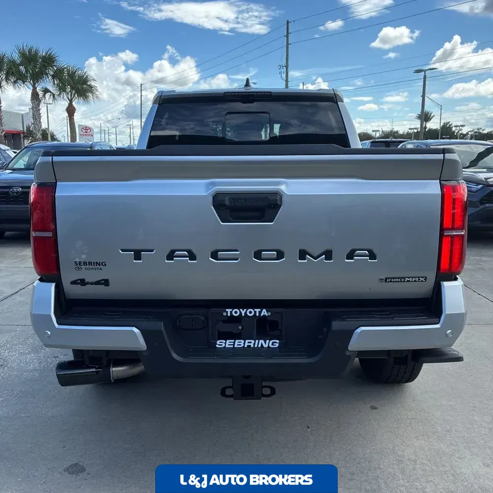 2025 Toyota Tacoma TRD Sport HV