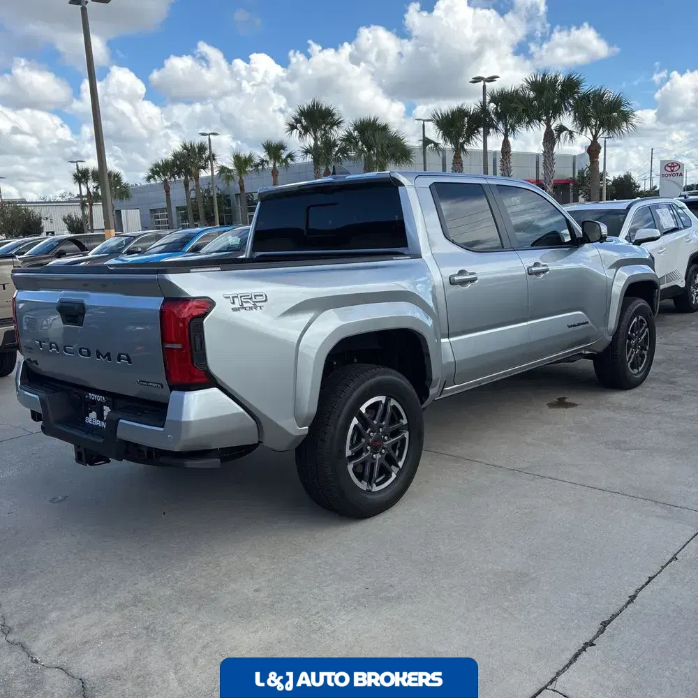 2025 Toyota Tacoma TRD Sport HV