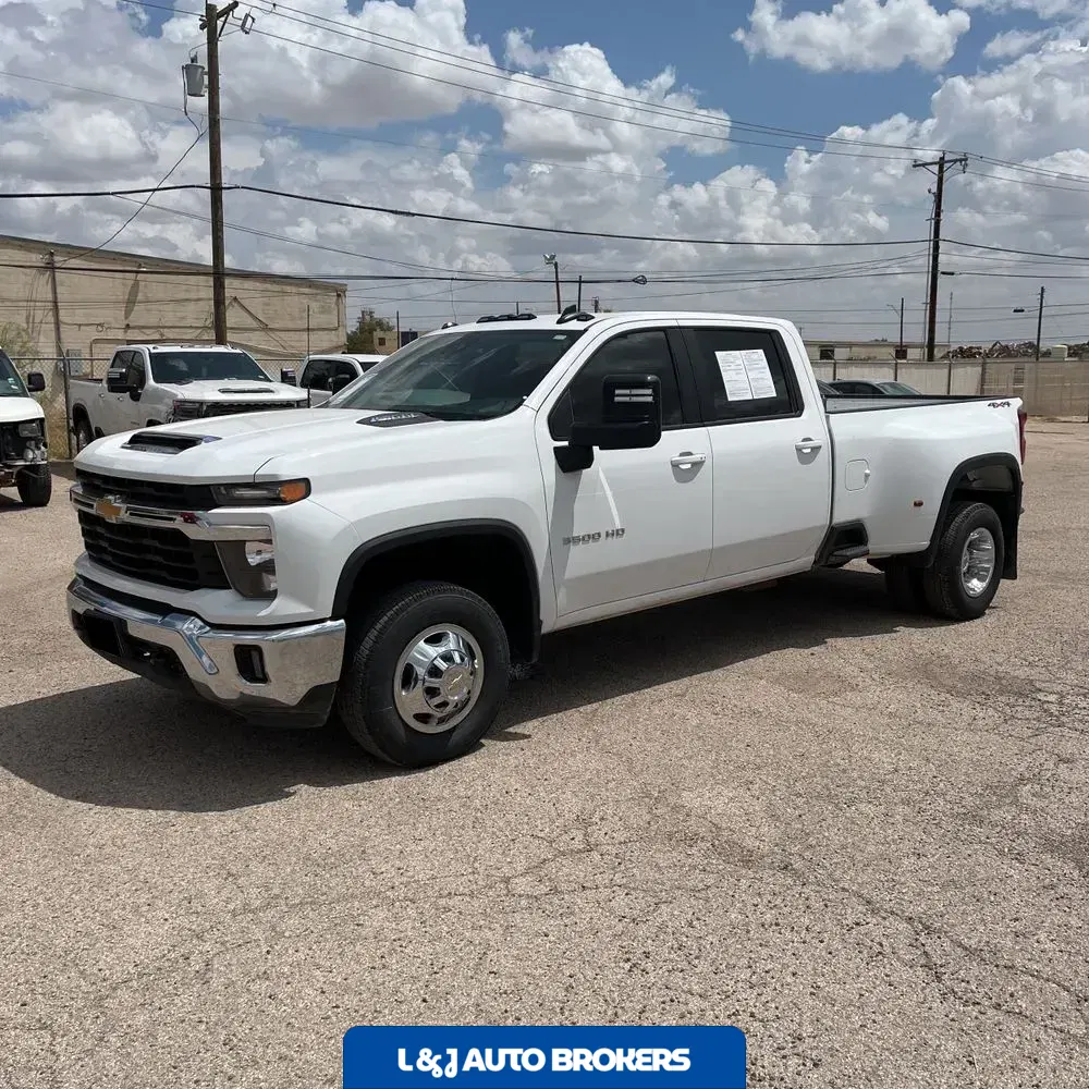 2024 Chevrolet Silverado 3500HD LT