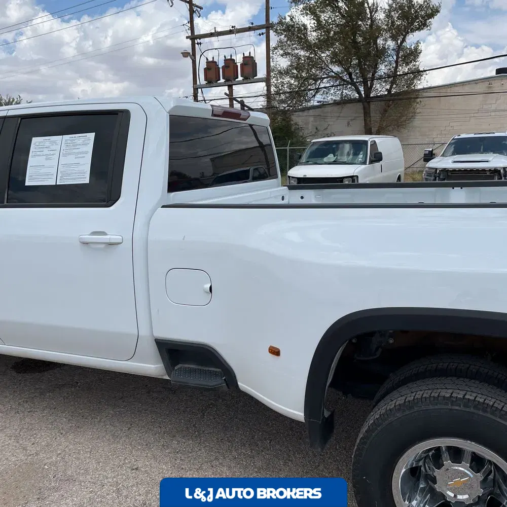 2024 Chevrolet Silverado 3500HD LT