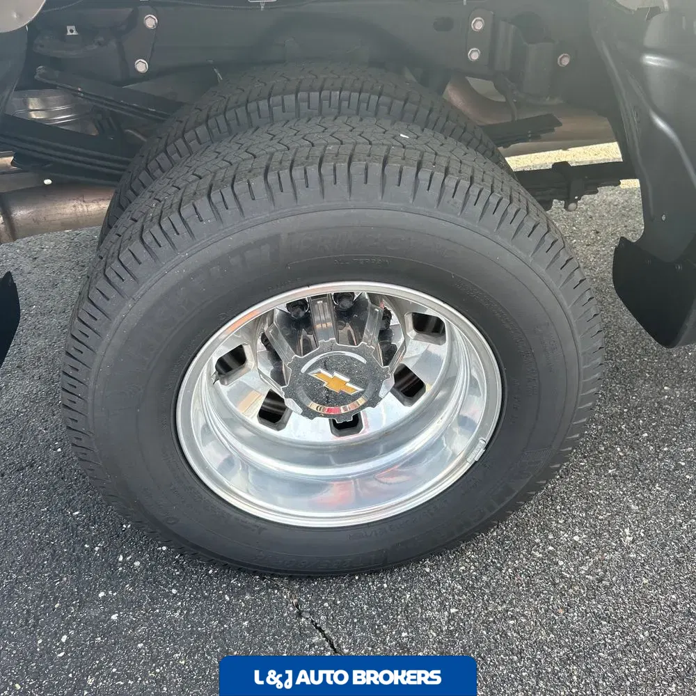2025 Chevrolet Silverado 3500HD LTZ