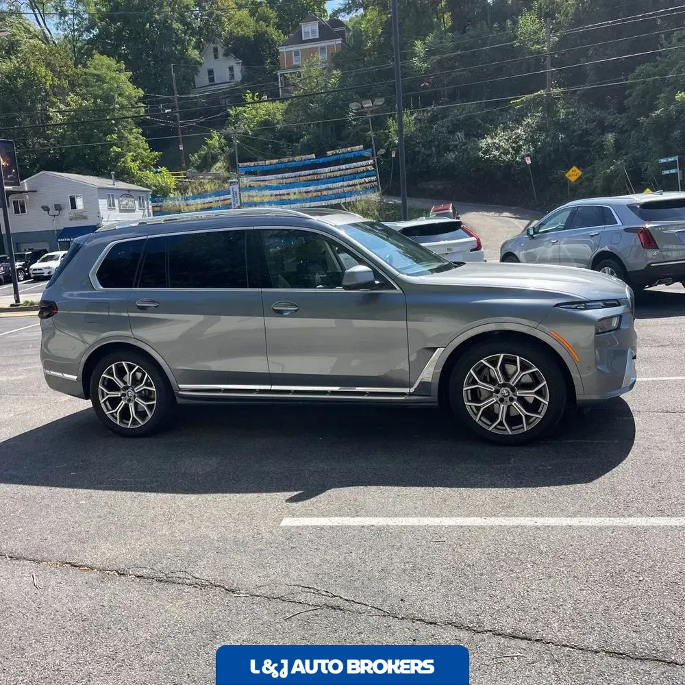 2024 BMW X7 XDrive40i