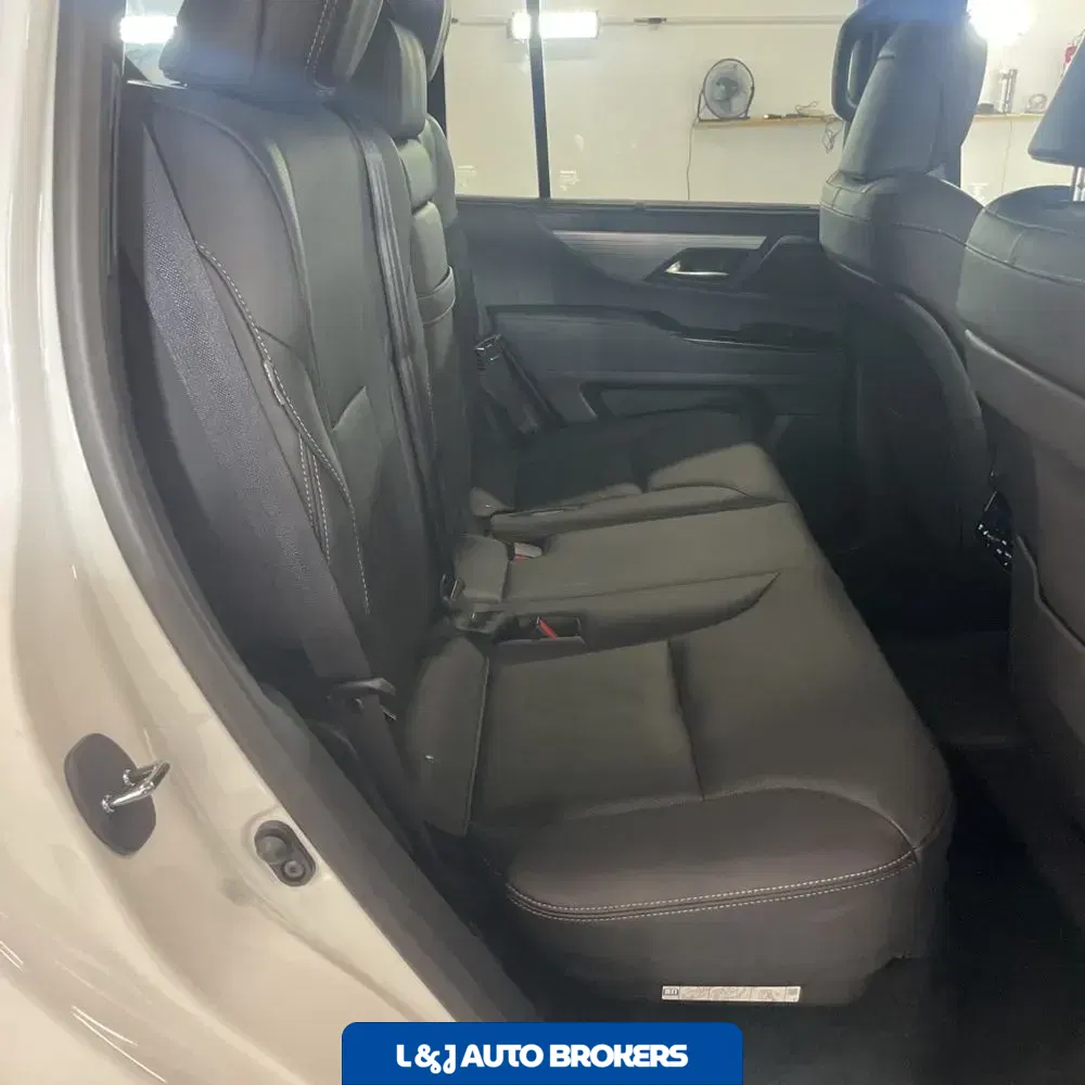 2024 Lexus LX 600 F SPORT Handling