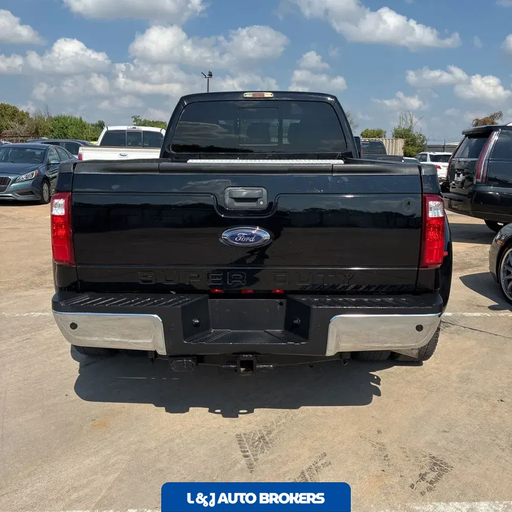 2016 Ford F-350 Super Duty Lariat