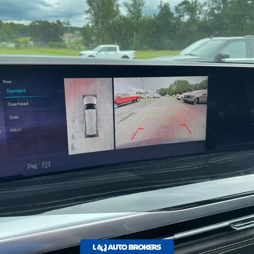 2025 Cadillac Escalade ESV Sport