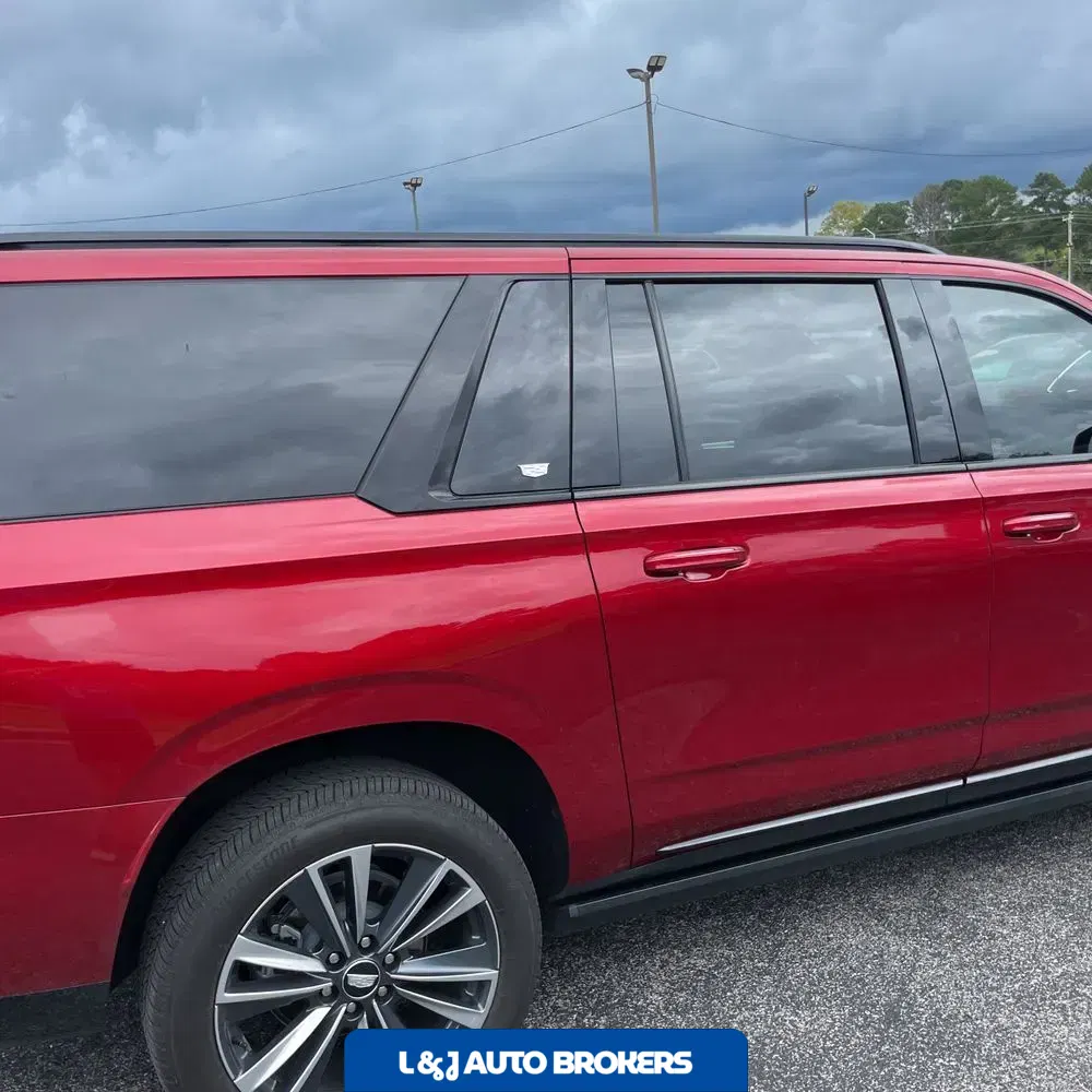 2025 Cadillac Escalade ESV Sport