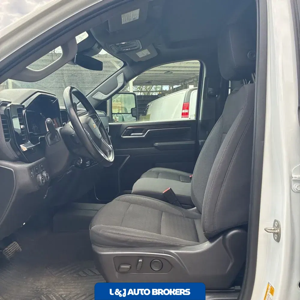 2024 Chevrolet Silverado 2500HD LT
