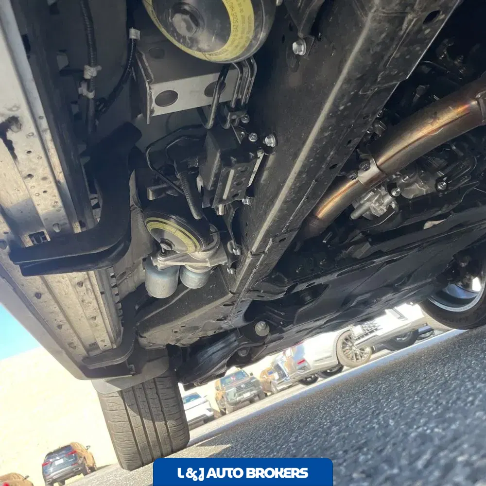 2023 Lexus LX 600 F SPORT Handling