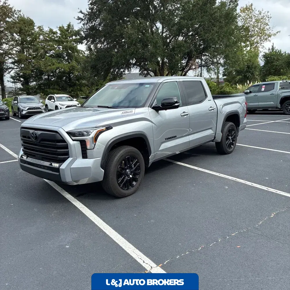 2025 Toyota Tundra Limited HV