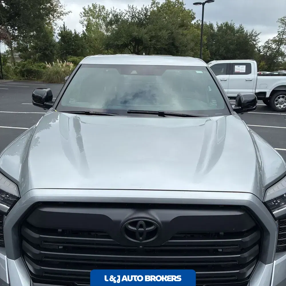 2025 Toyota Tundra Limited HV