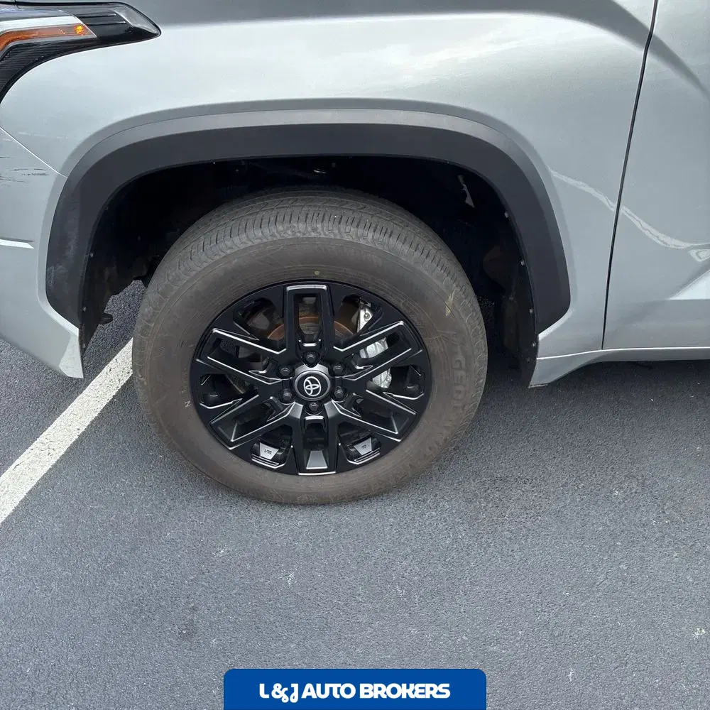 2025 Toyota Tundra Limited HV