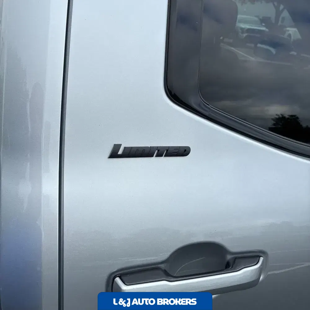 2025 Toyota Tundra Limited HV
