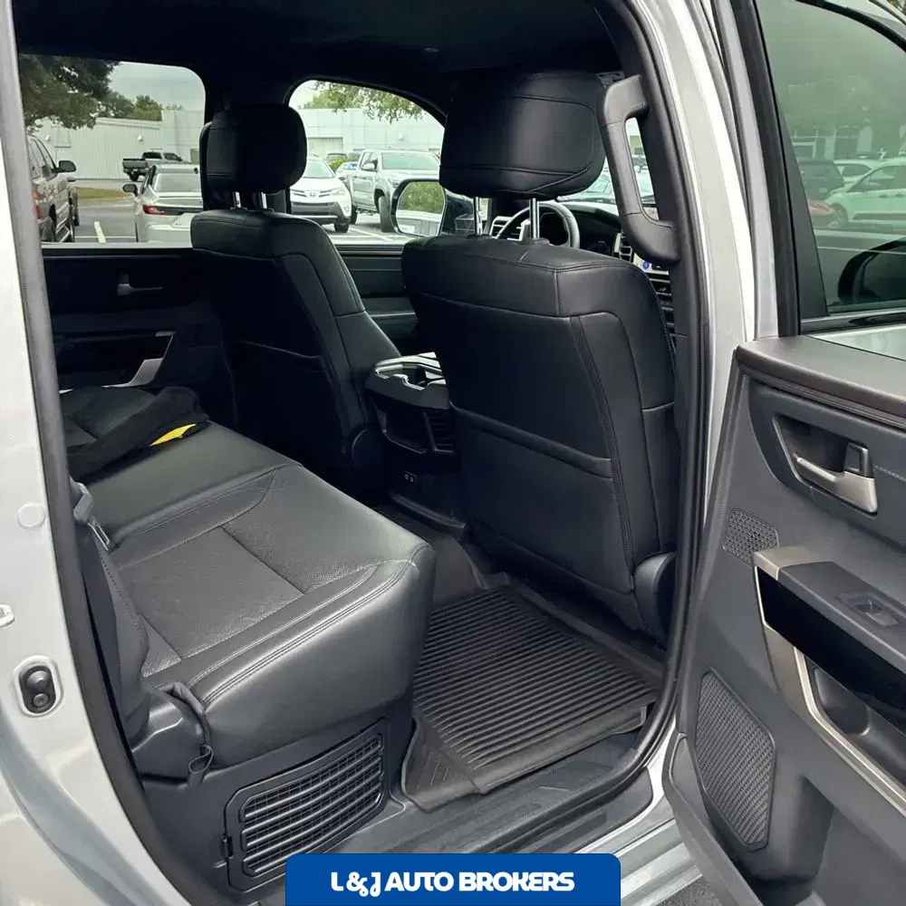 2025 Toyota Tundra Limited HV