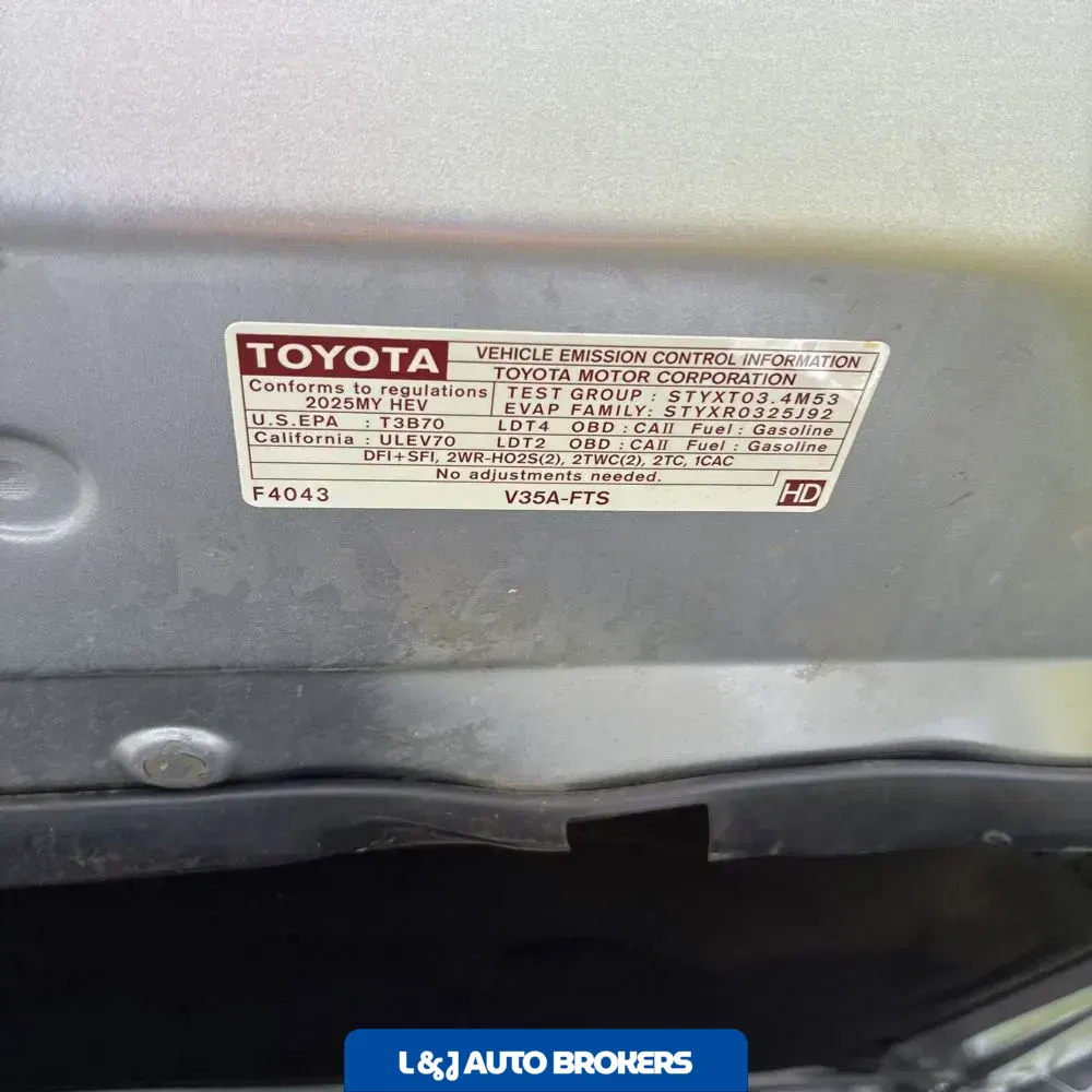 2025 Toyota Tundra Limited HV