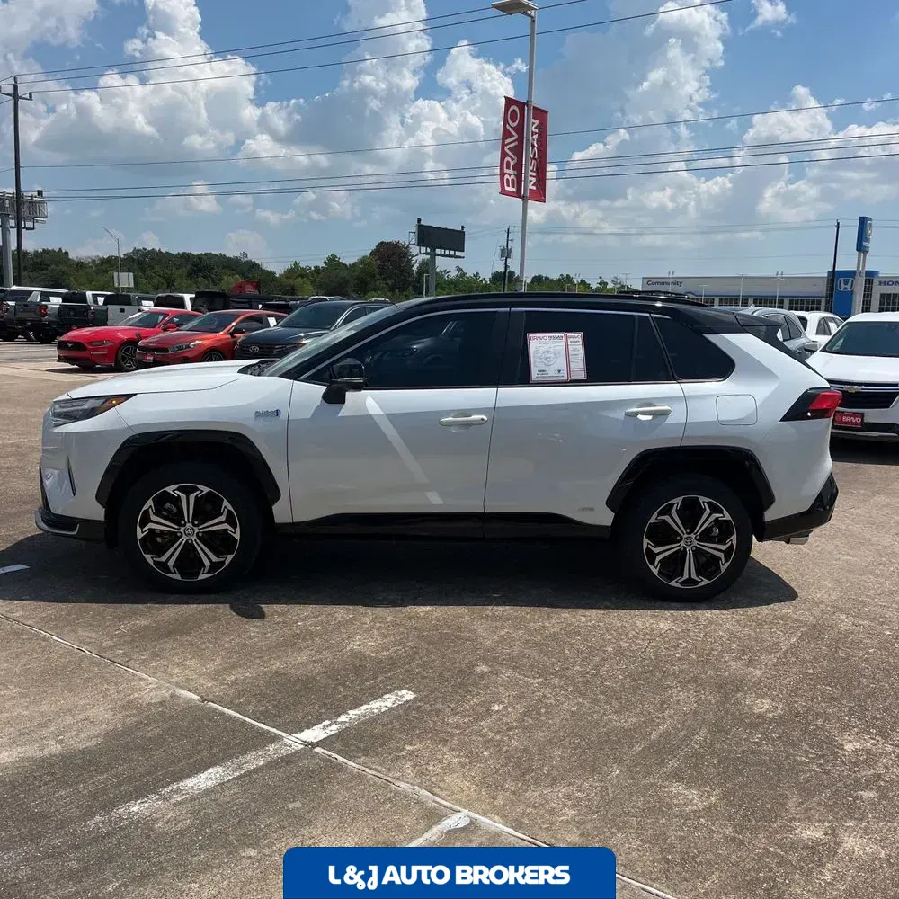 2024 Toyota RAV4 Prime XSE
