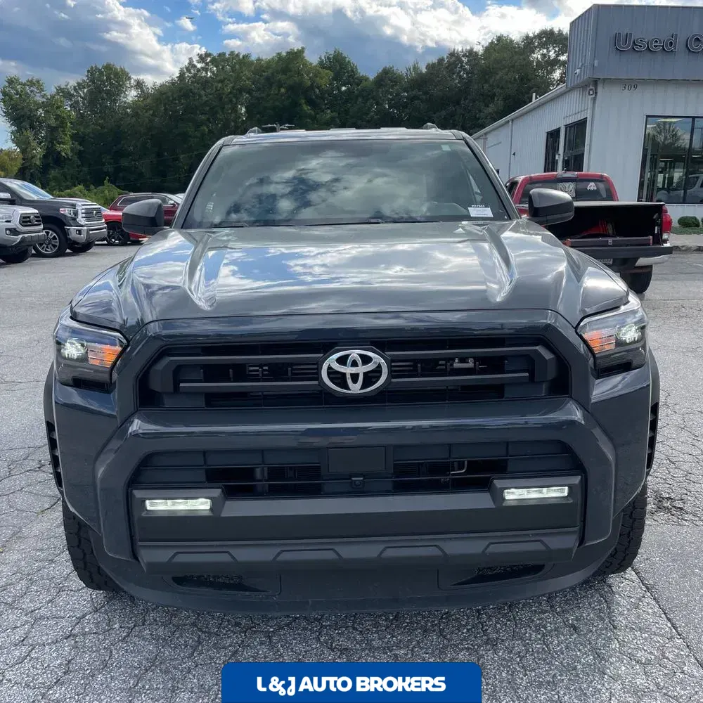 2025 Toyota 4Runner SR5