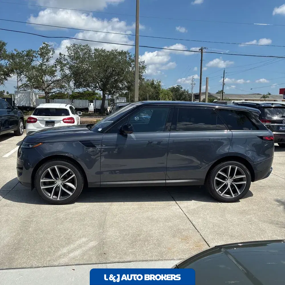 2023 Land Rover Range Rover Sport SE DYN