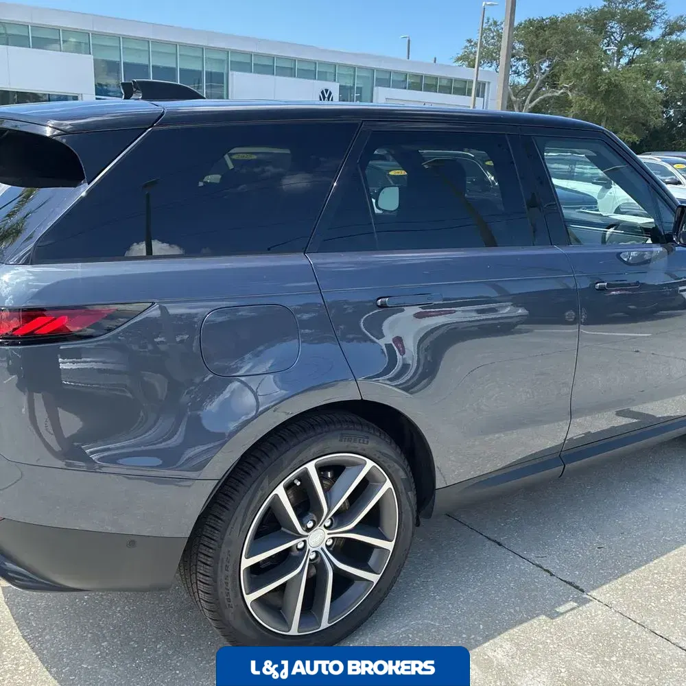 2023 Land Rover Range Rover Sport SE DYN
