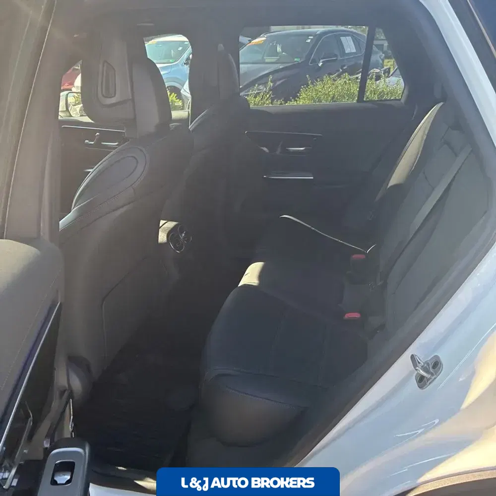 2025 Mercedes-Benz GLC GLC 300 4MATIC