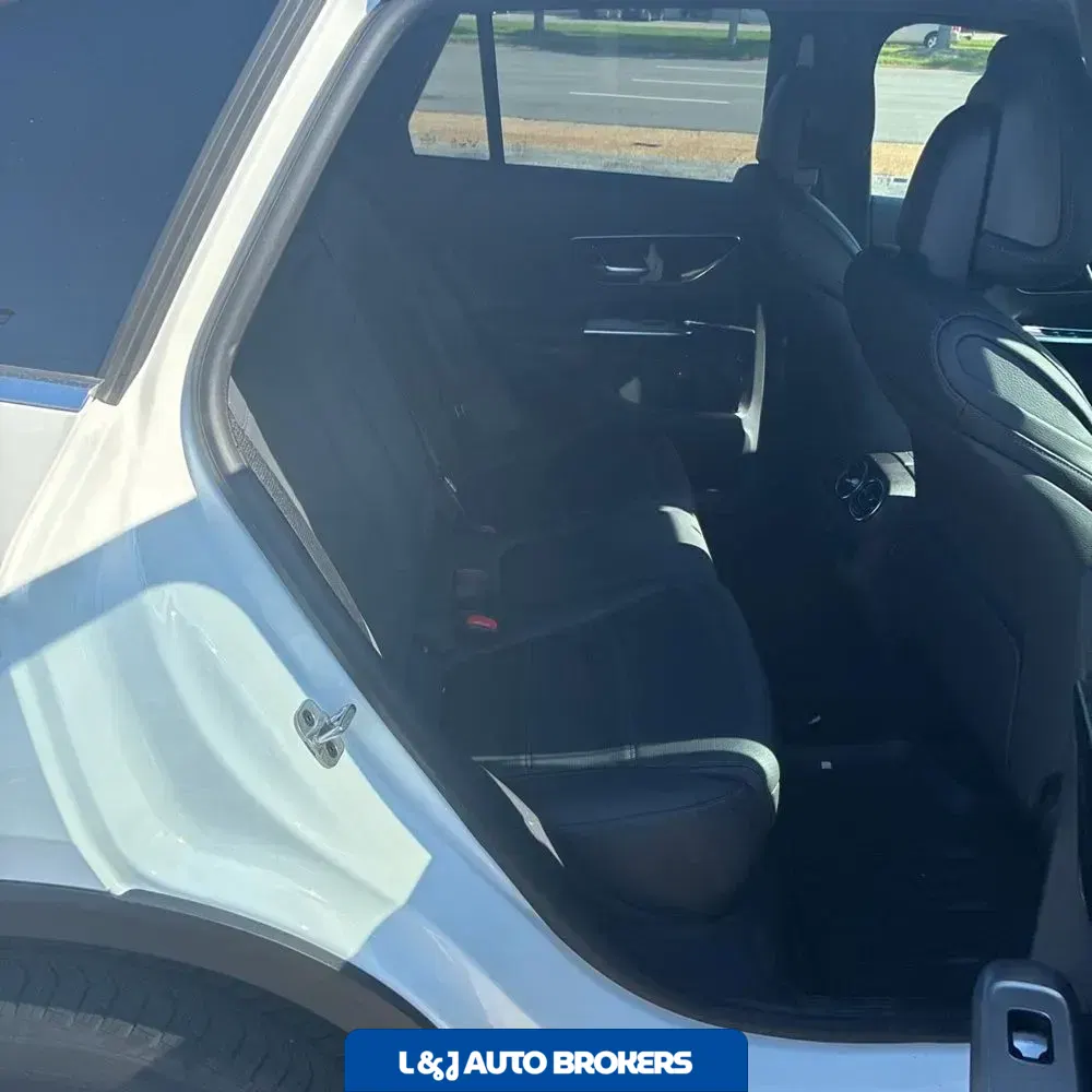 2025 Mercedes-Benz GLC GLC 300 4MATIC