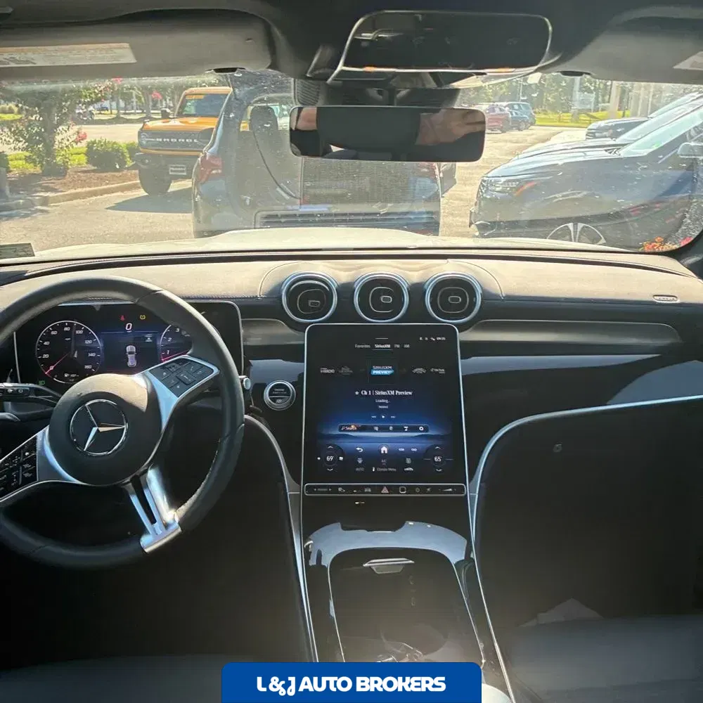2025 Mercedes-Benz GLC GLC 300 4MATIC