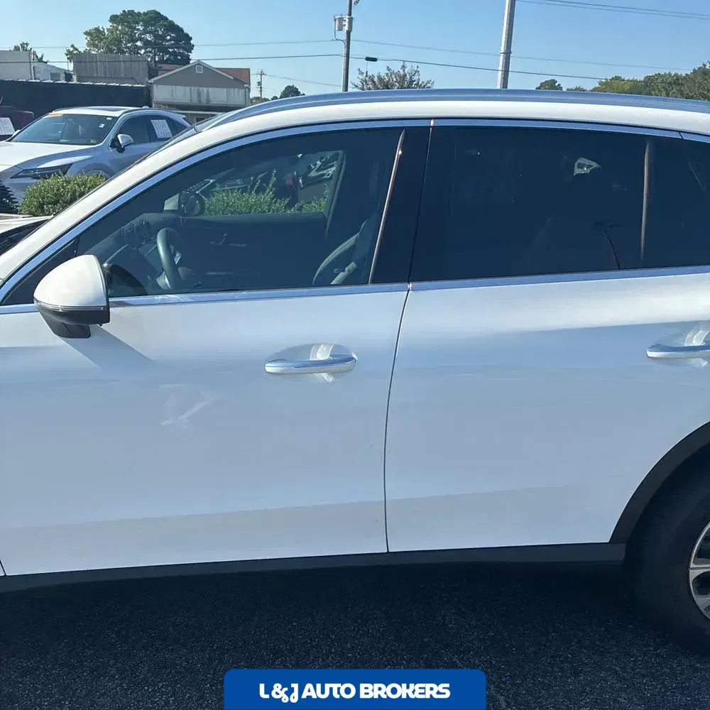 2025 Mercedes-Benz GLC GLC 300 4MATIC